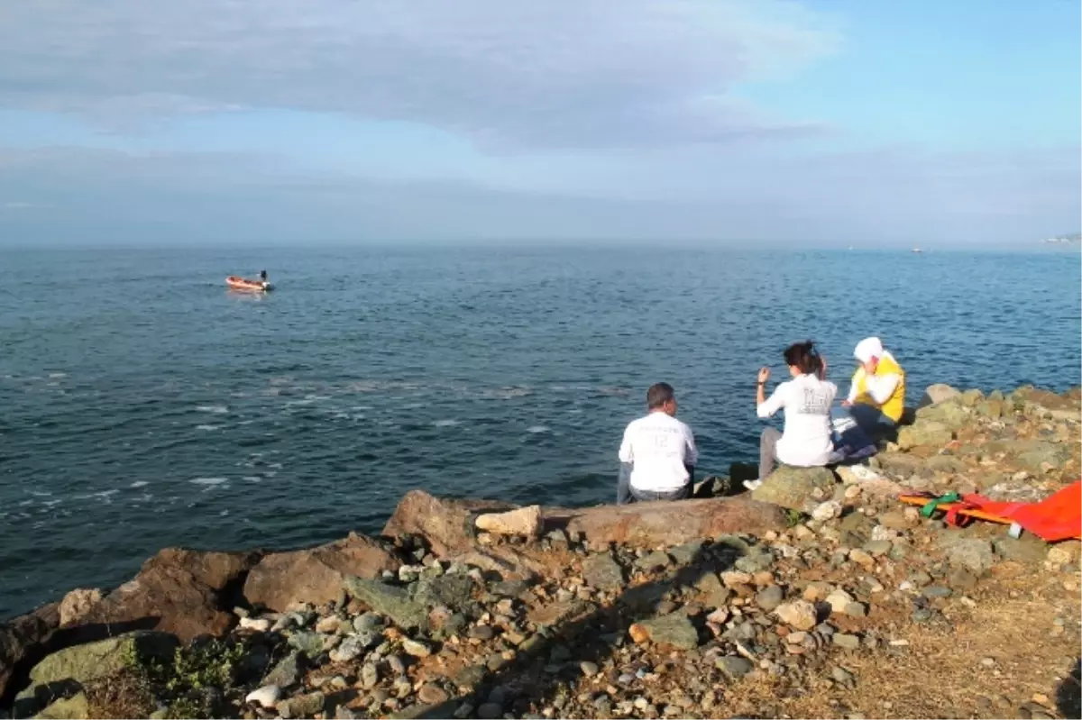 Serinlemek İçin Denize Giren Ktü Tıp Fakültesi Öğrencisi Denizden Kayboldu