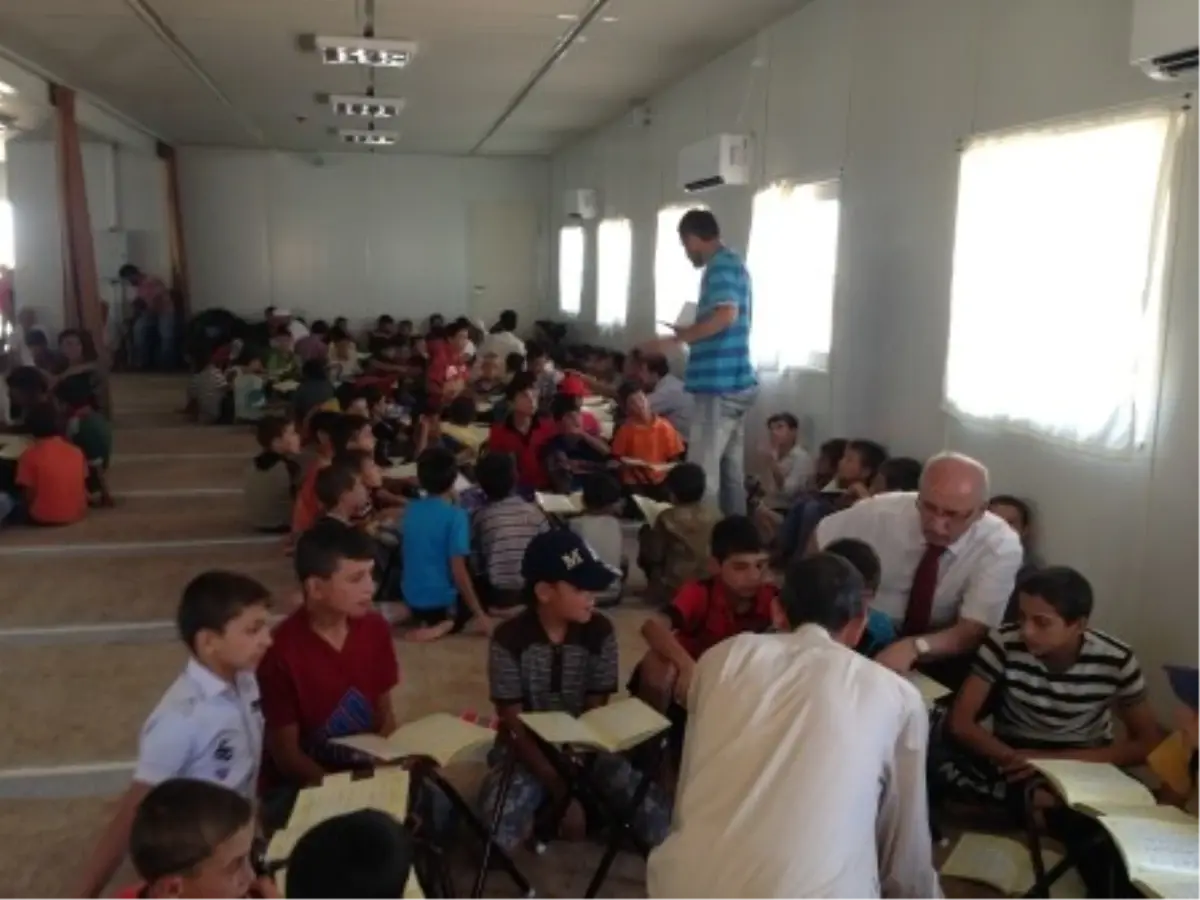 Suriyeli Mülteciler İçin Kuran Kursu Açıldı