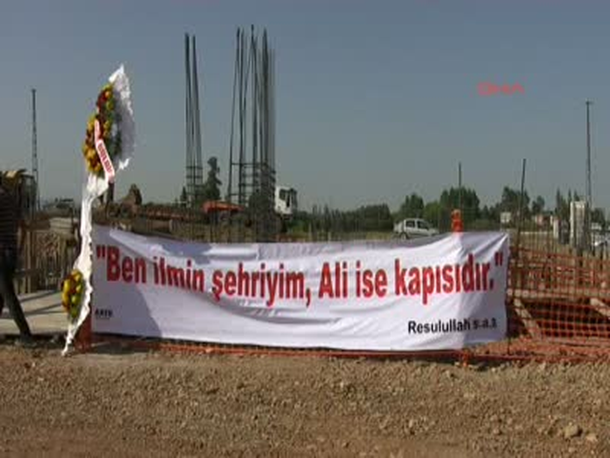 Tarsus\'ta Hacı Bektaşi Veli Cem ve Kültür Evinin Temeli Törenle Atıldı