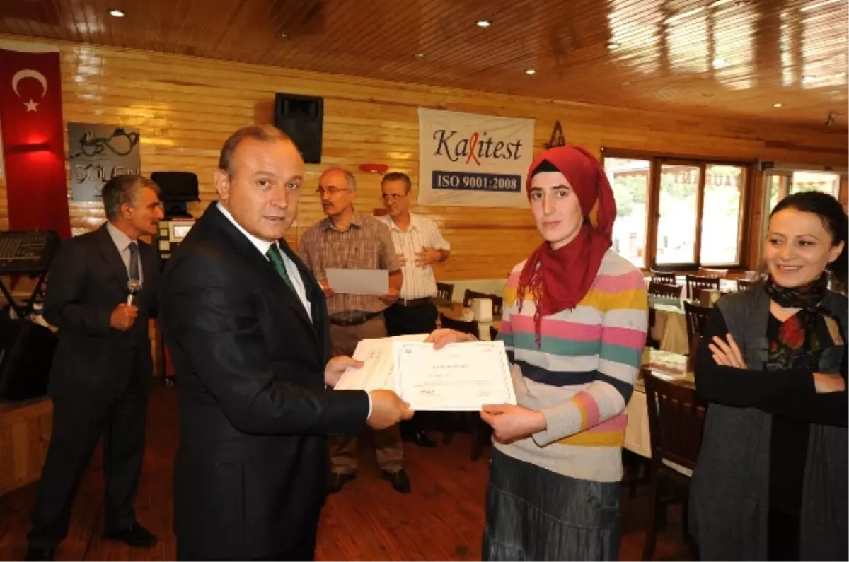 Uzungöl'deki Turistik Tesislerde Çalışan Personel Eğitimden Geçirildi