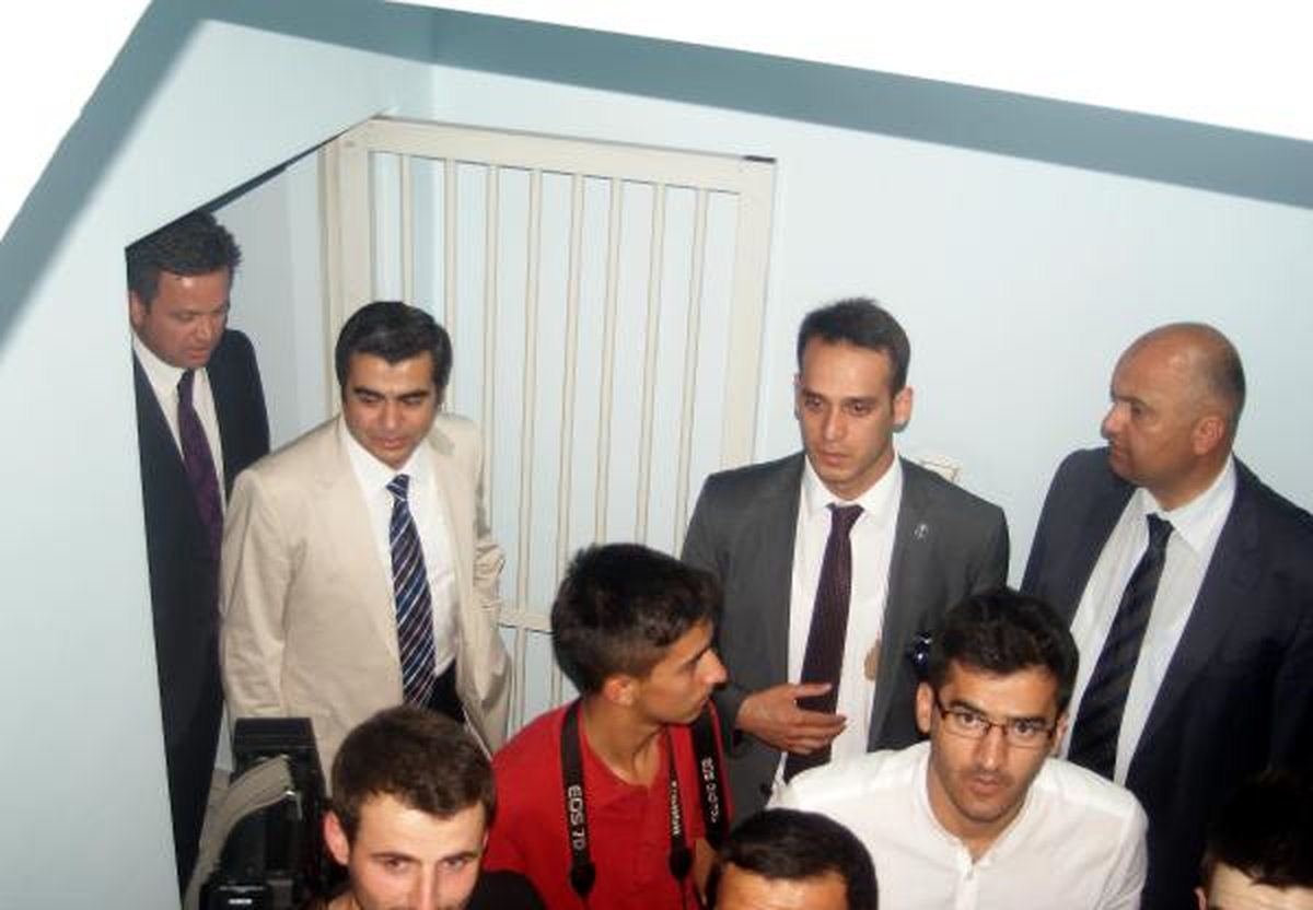Vali Emniyet Nezarethanesini İnceledi
