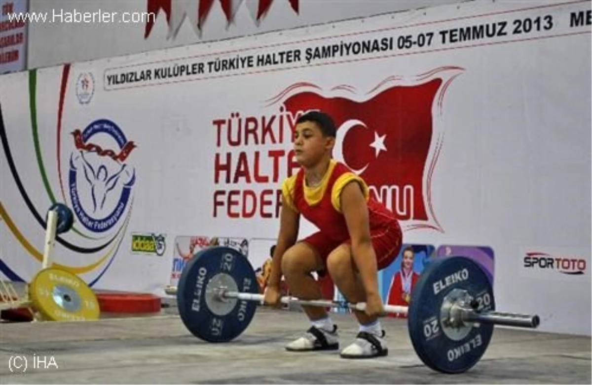 Yıldız Kulüpler Türkiye Halter Şampiyonası Merzifon\'da Başladı