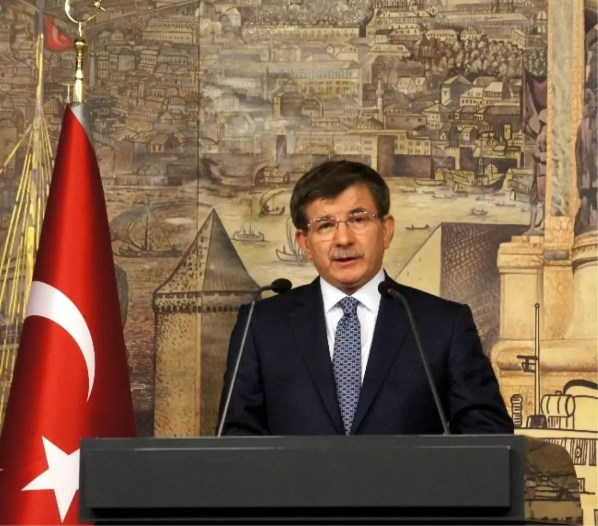 Davutoğlu\'ndan Yoğun Mısır Diplomasisi