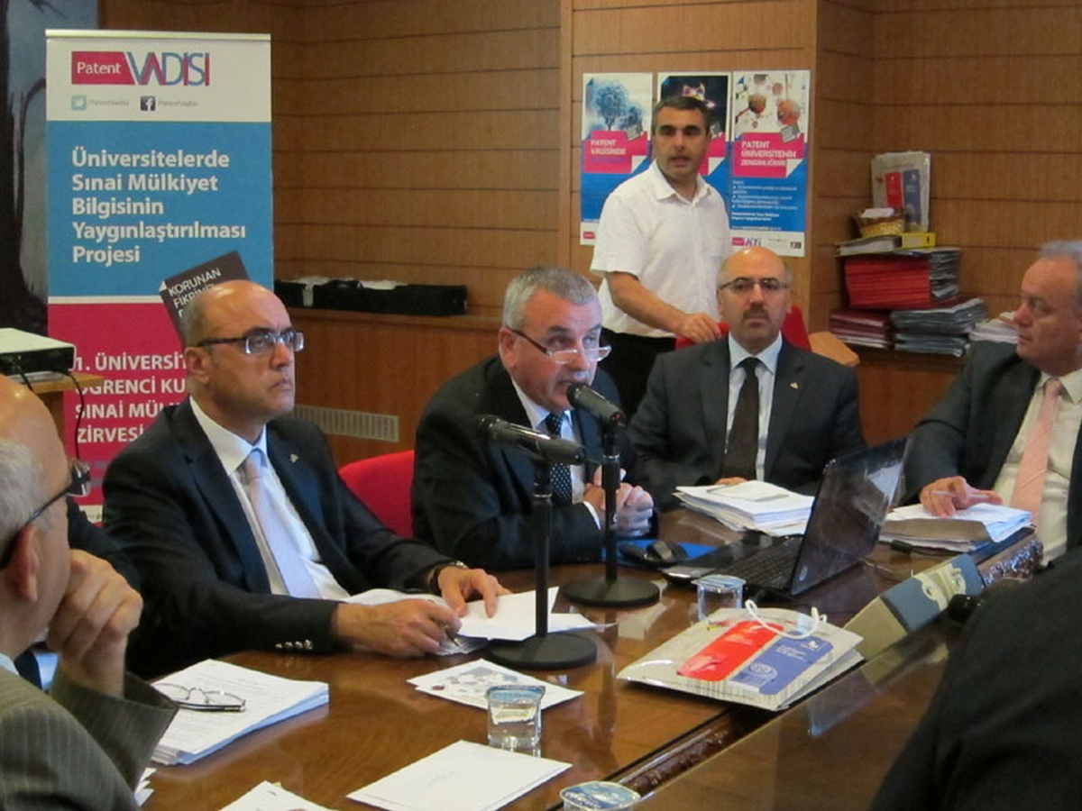 İstanbul Üniversitesi\'nde Senato Bilgilendirme Toplantısı