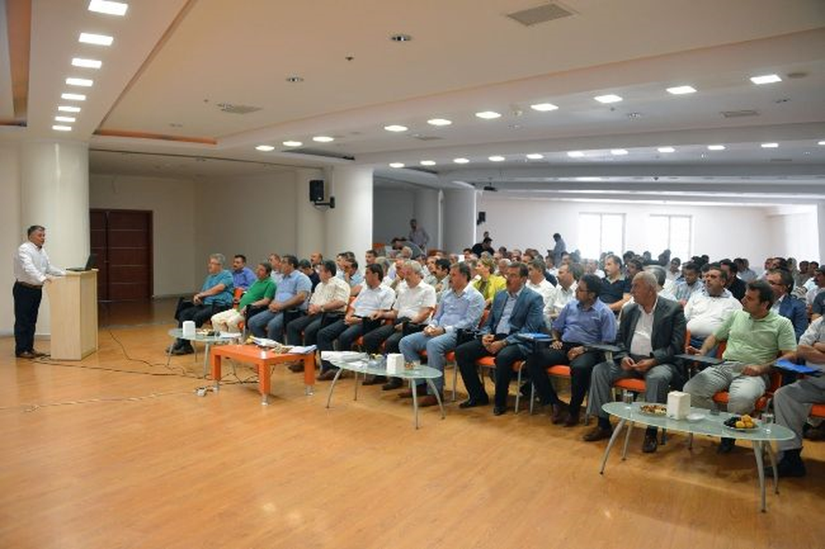 Malatya\'da "İl Sınırlarında Büyükşehir Belediye Modeli" Konulu Seminer Verildi