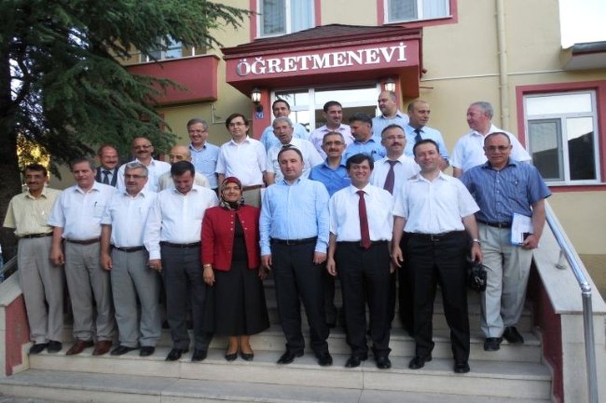 Milli Eğitim Müdürleri Şaphane\'de Toplandı