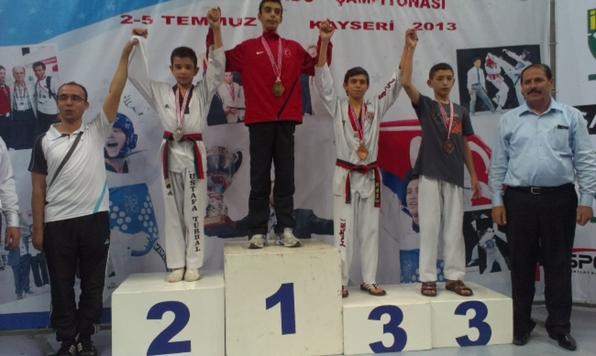 Taekwondoda Türkiye Üçüncüsü Soma\'dan