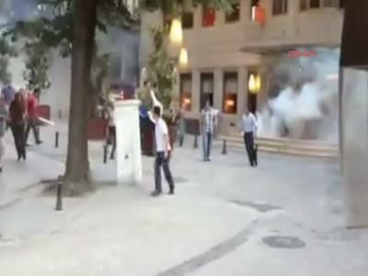 * Talimhane\'de Bugün Çekildiği Öne Sürülen Görüntüler Tartışma Konusu Oldu.