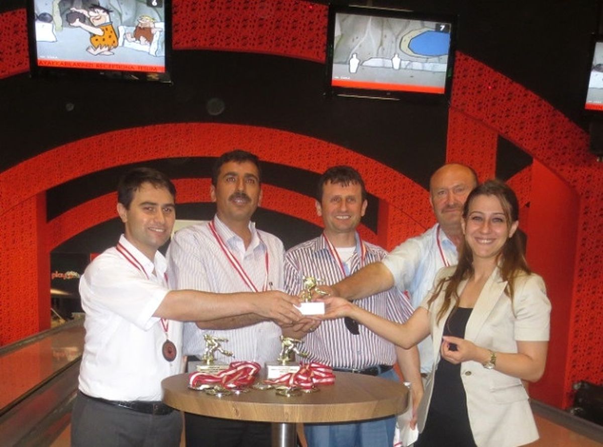 Valilik Çalışanları Bowling Turnuvası Nefes Kesti