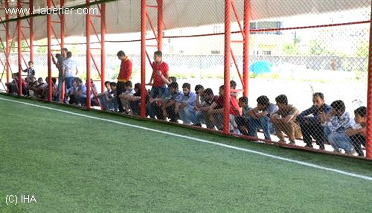 Yüksekova\'da Futbol Turnuvası