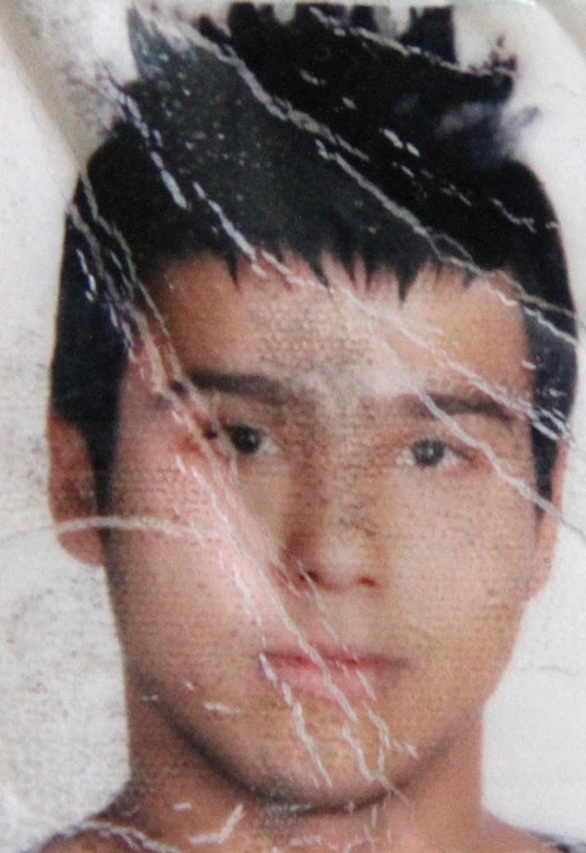 Ağlatan Karar