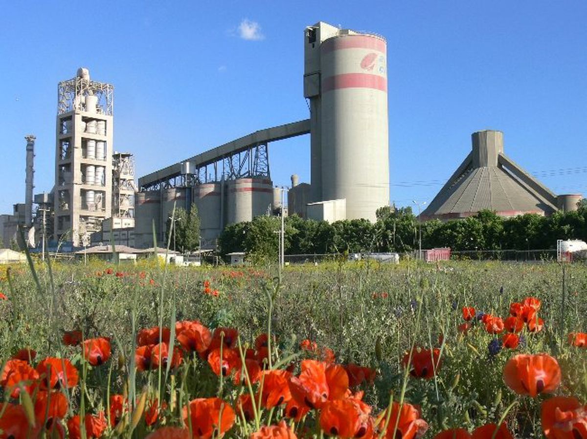 Aşkale Çimento, Türkiye\'nin Devler Liginde 14 Basamak Yukarı Çıkarak En Büyük 231. Şirket Oldu