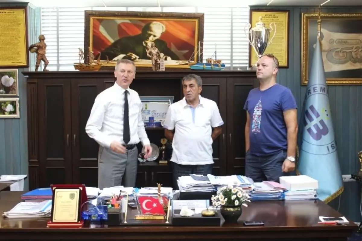 Başkan Vekili Çağlar'dan Edro'ya Ödül