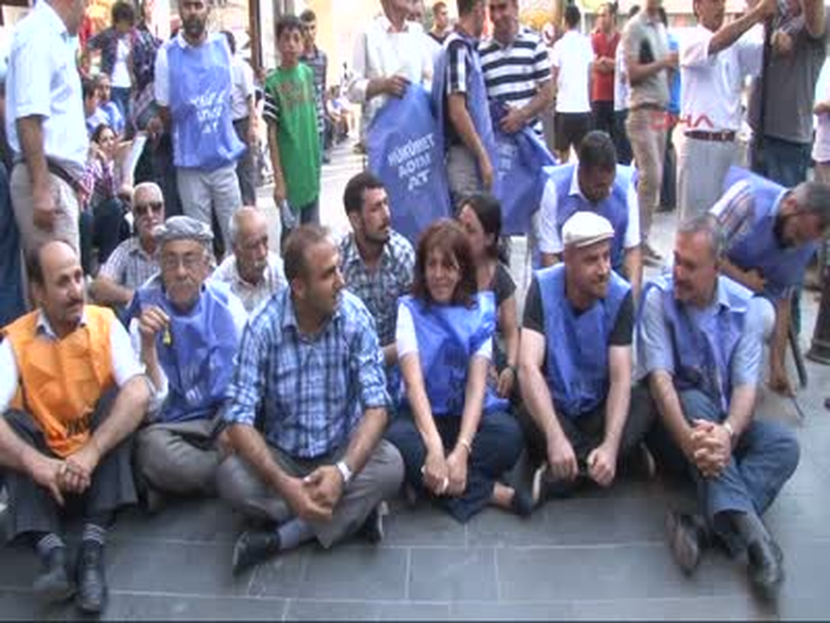BDP\'den, \'Hükümet Adım At\' Eylemi