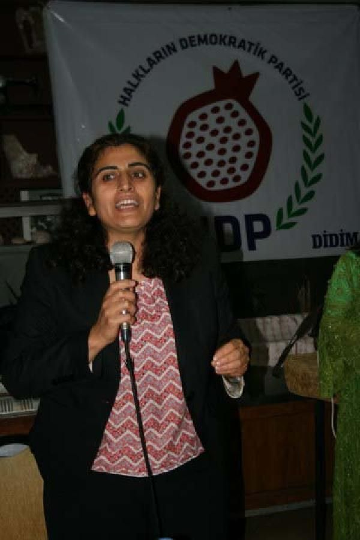 BDP\'li Tuncel: "Ramazan\'dan Sonra Meclis Derhal Çalışmaya Başlamalı"