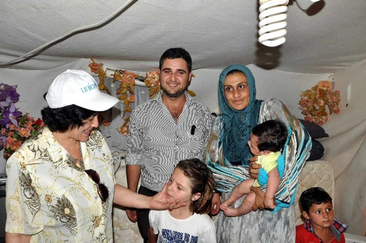 BM Özel Temsilcisi Zerrougui, Suriyeli Sığınmacıları Ziyaret Etti