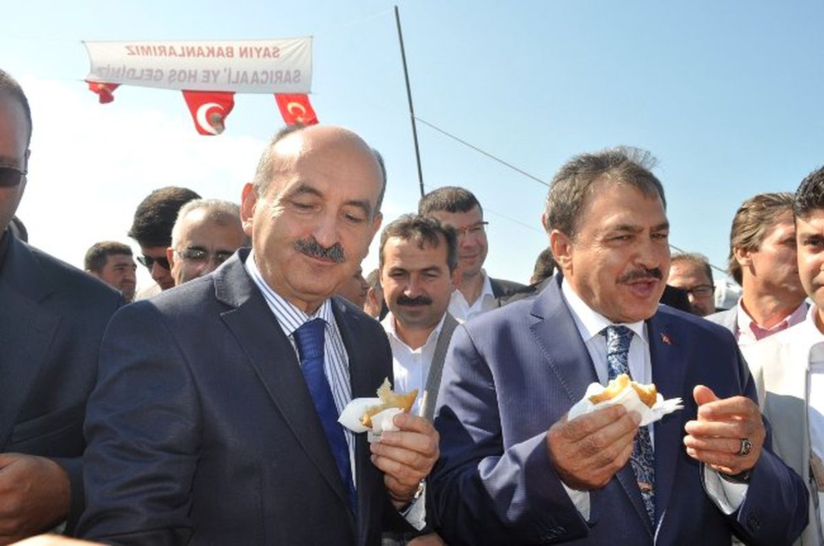 Eroğlu ve Müezzinoğlu Temel Atma Törenine Katıldı