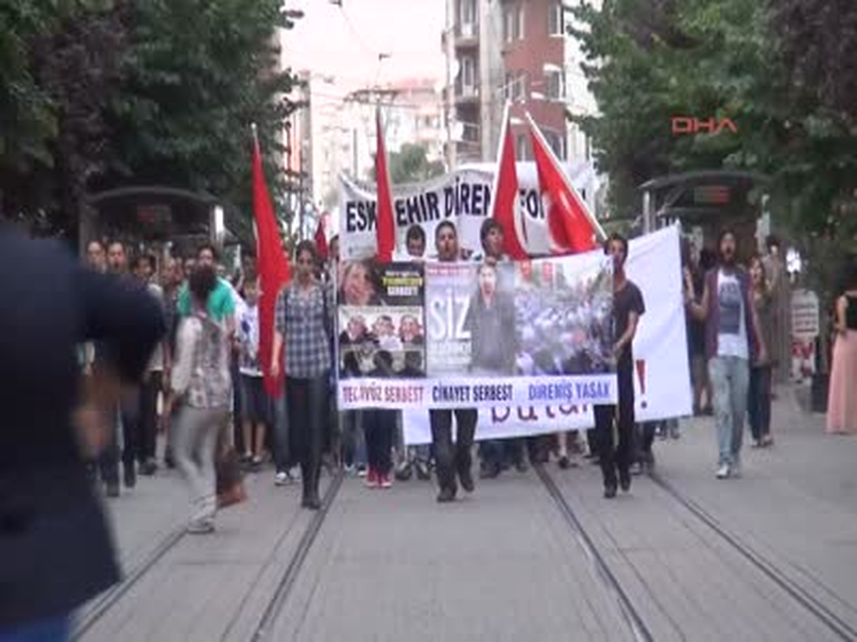 Eskişehir\'de 500 Kişi Yürüdü