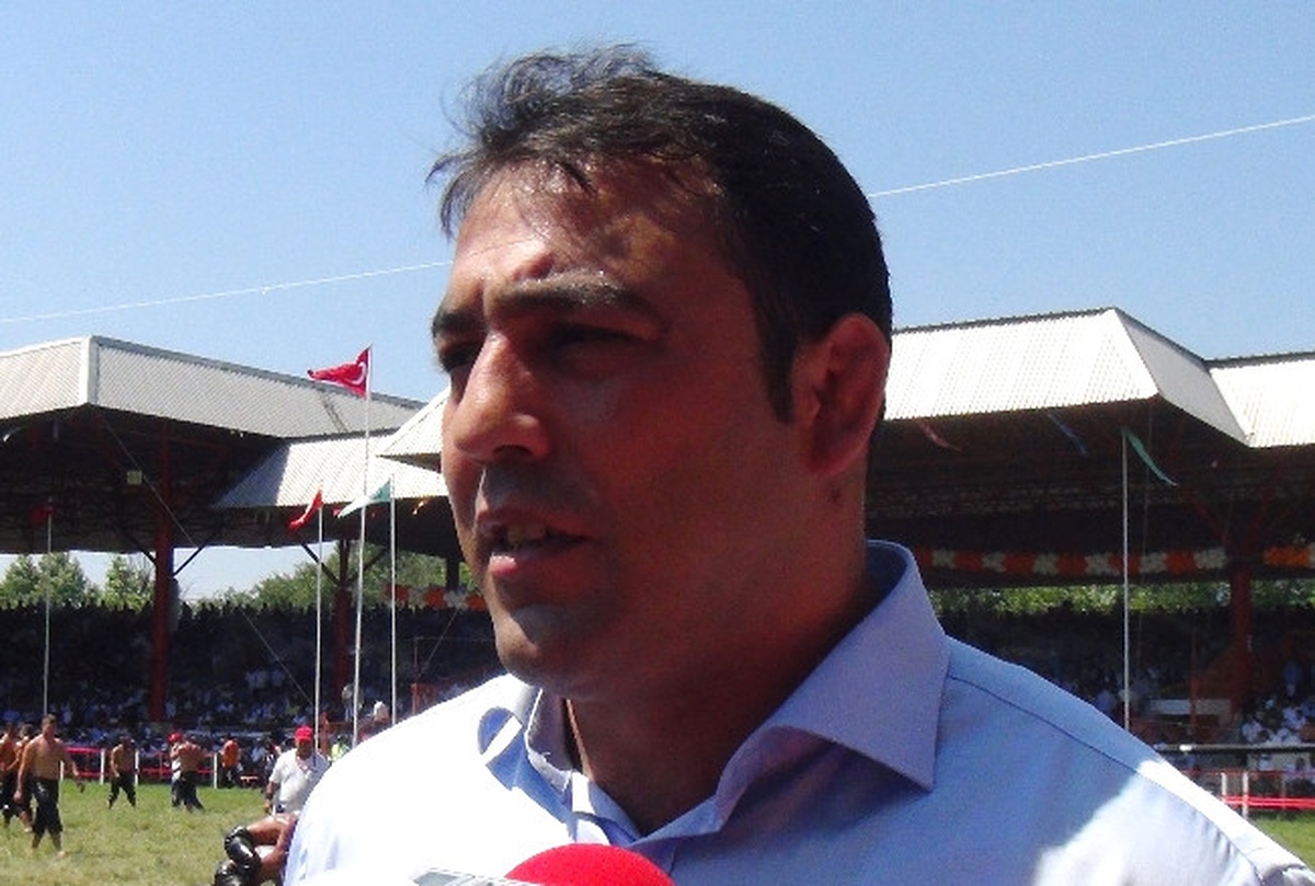 Güreş Federasyonu Başkanı Yerlikaya Kırkpınar Er Meydanında