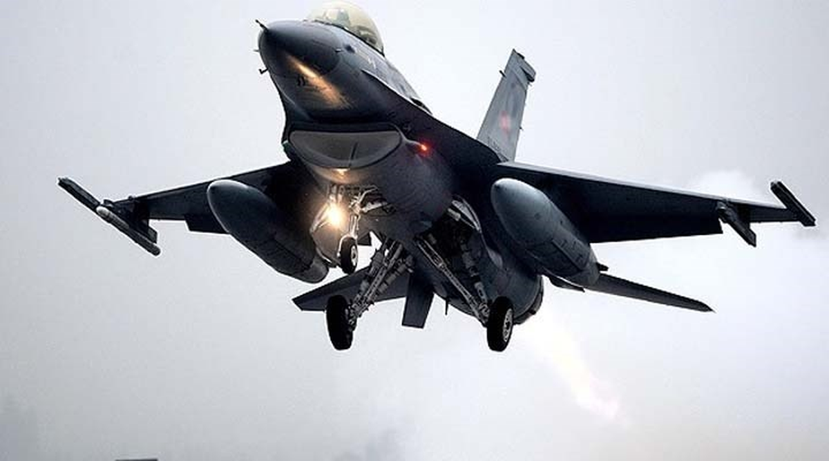 İsrail Askeri Uçağı Gazze Kıyılarında Denize Düştü