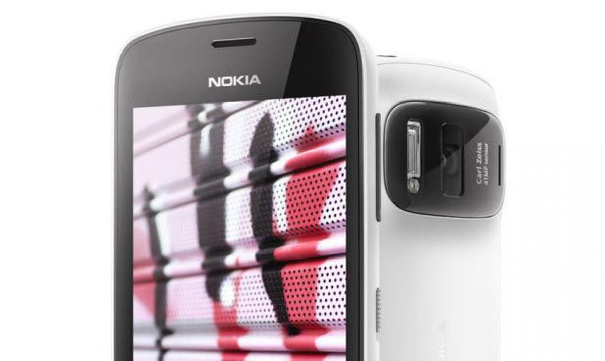 Lumia 1020 de olmadı!