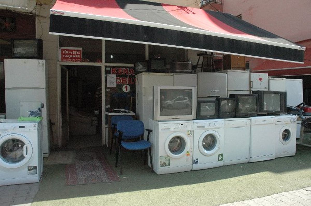 Madde Bağımlıları Esnafı Canından Bezdirdi