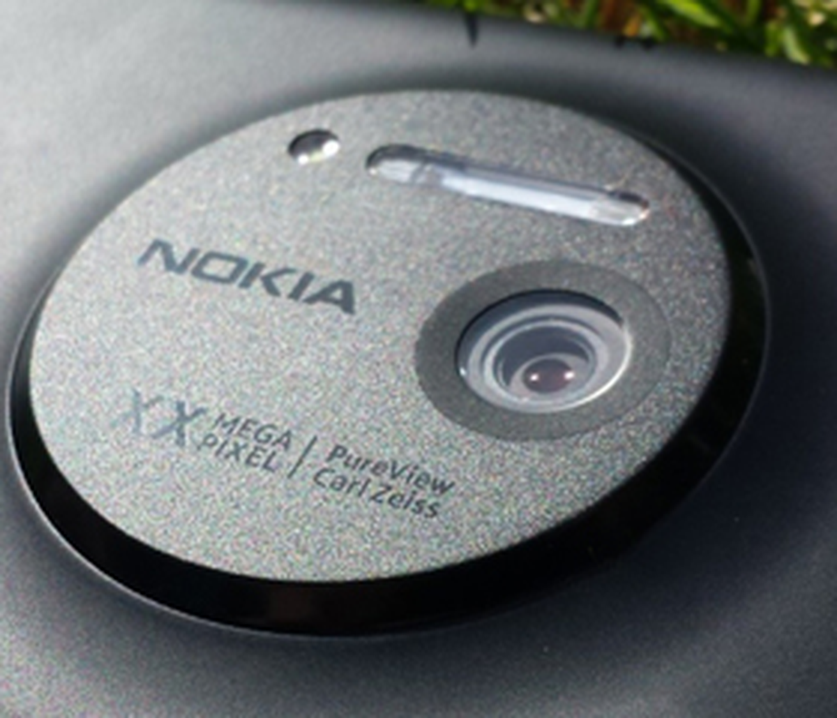 Nokia Eos'un Fiyatı Belli Oldu