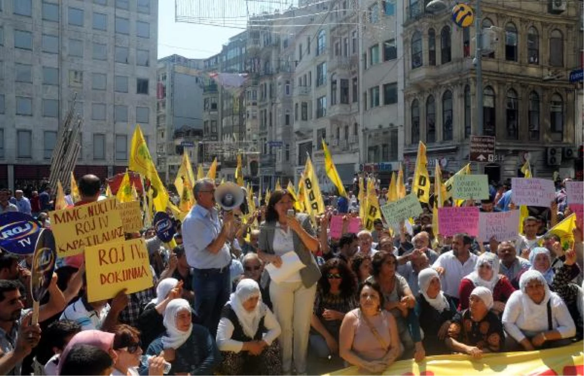 Polis, BDP\'lilerin İstiklal Caddesi\'nde Yürümesine İzin Vermedi