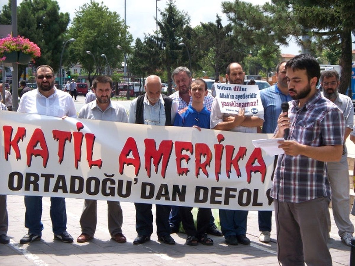 Sagir Mısır\'daki Darbeyi Protesto Etti