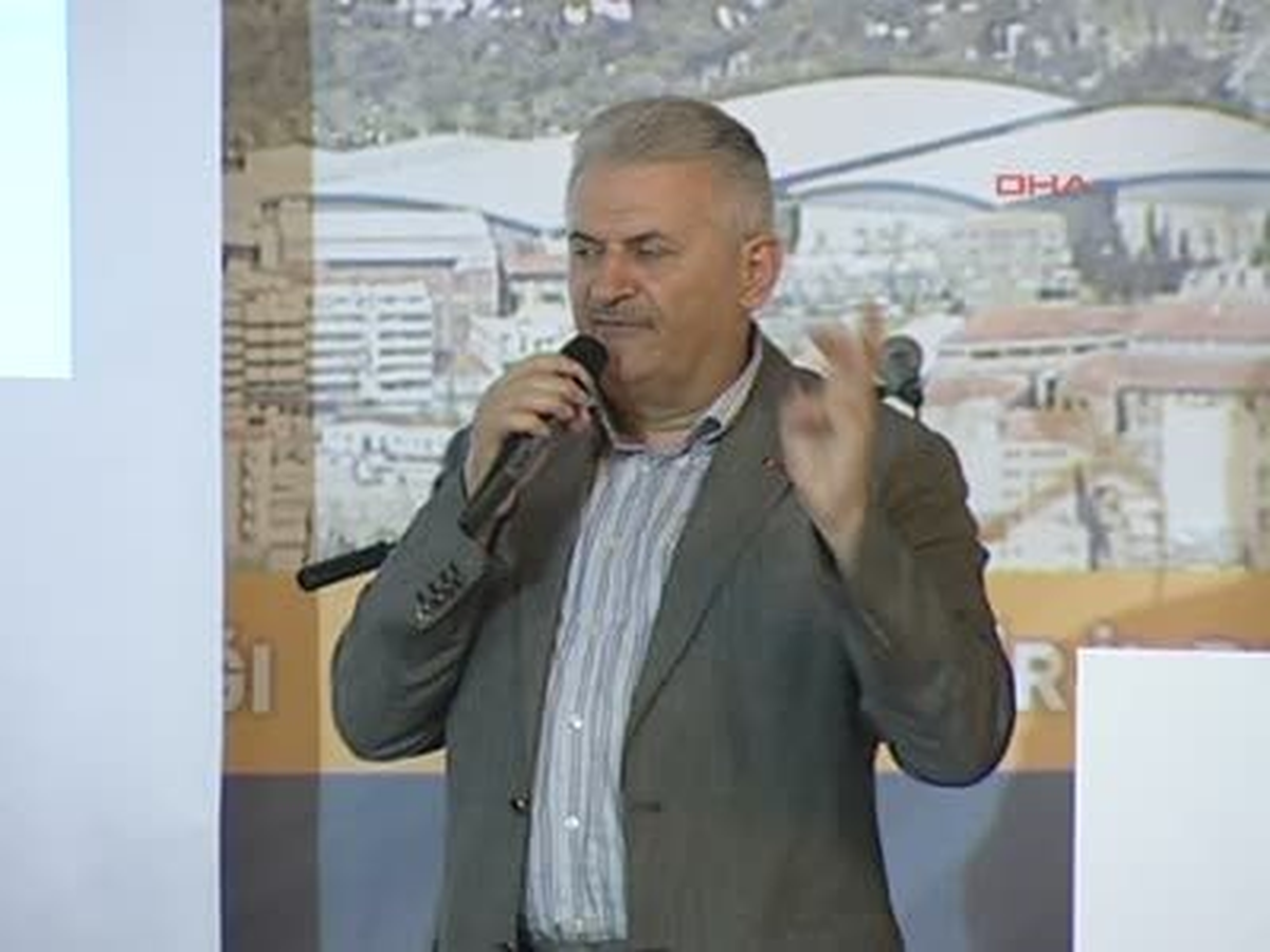 Ulaştırma, Denizcilik ve Haberleşme Bakanı Yıldırım, İzmir\'de