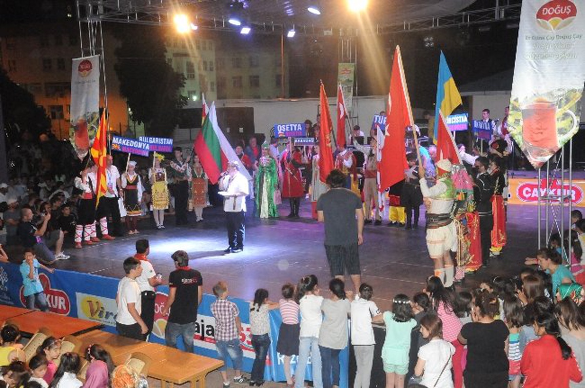 Uluslar Arası Tulum ve Müzik Festivali Artvin\'de Kapanış Galası ile Sona Erdi