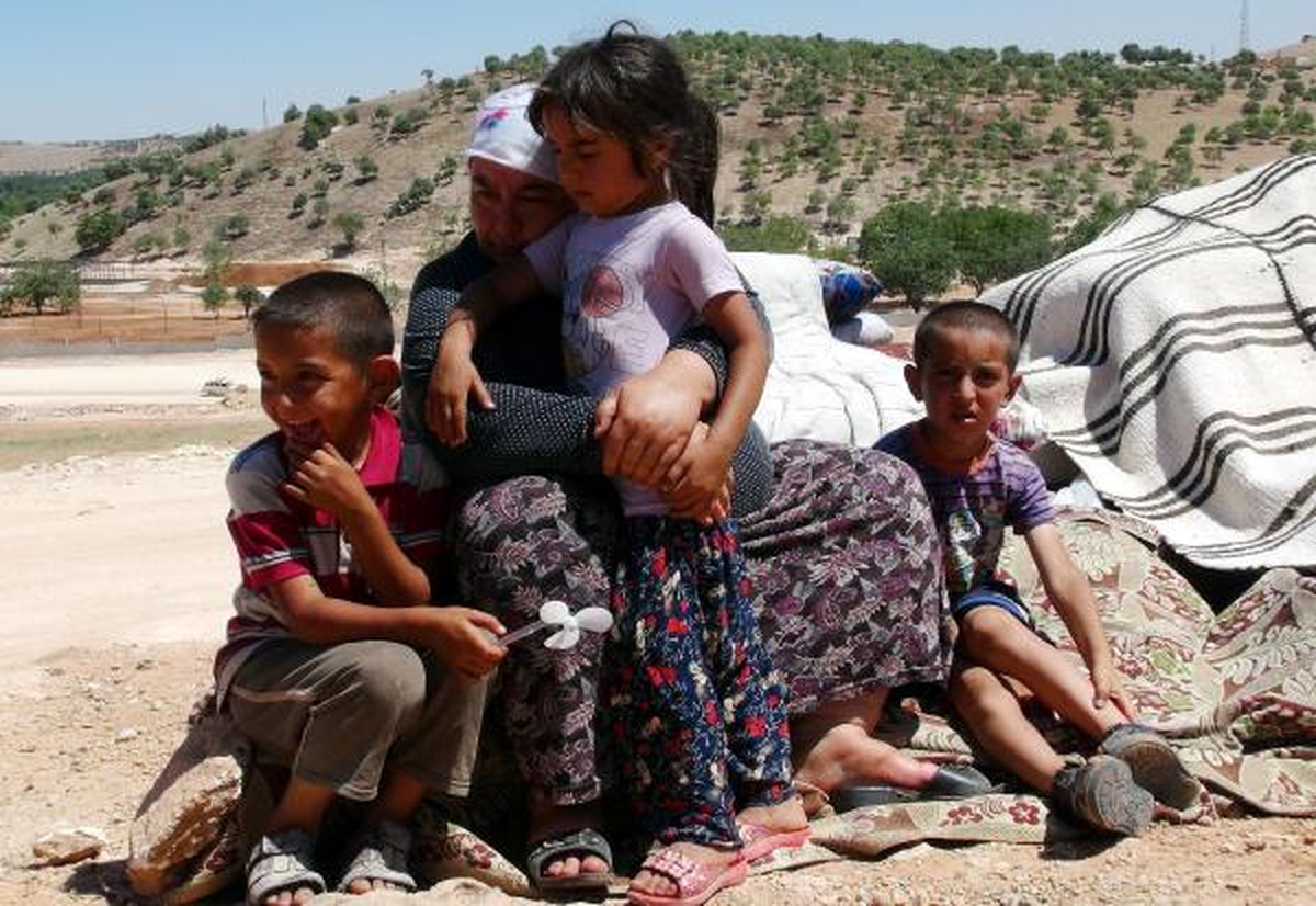 8 Kişilik Aile Sokakta Kaldı