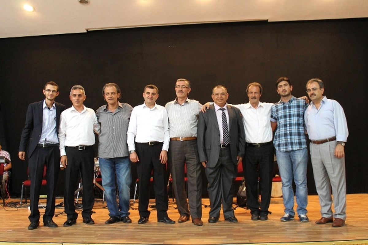 Akdağmadeni Lisesi\'nden Mezun Olanlar Buluştu