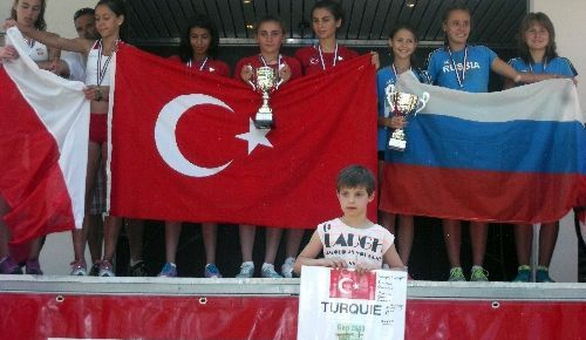 Atletizm: 8. Dünya Yıldızlar Dağ Koşusu Kupası