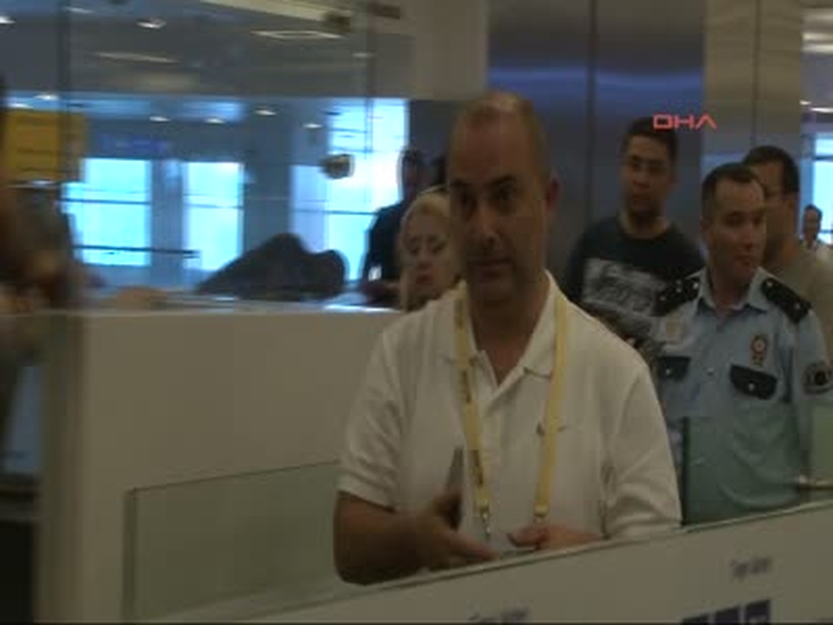Avrupa İkincisi Tekerlekli Sandalye Basketbol Milli Takımı Çiçeklerle Karşılandı