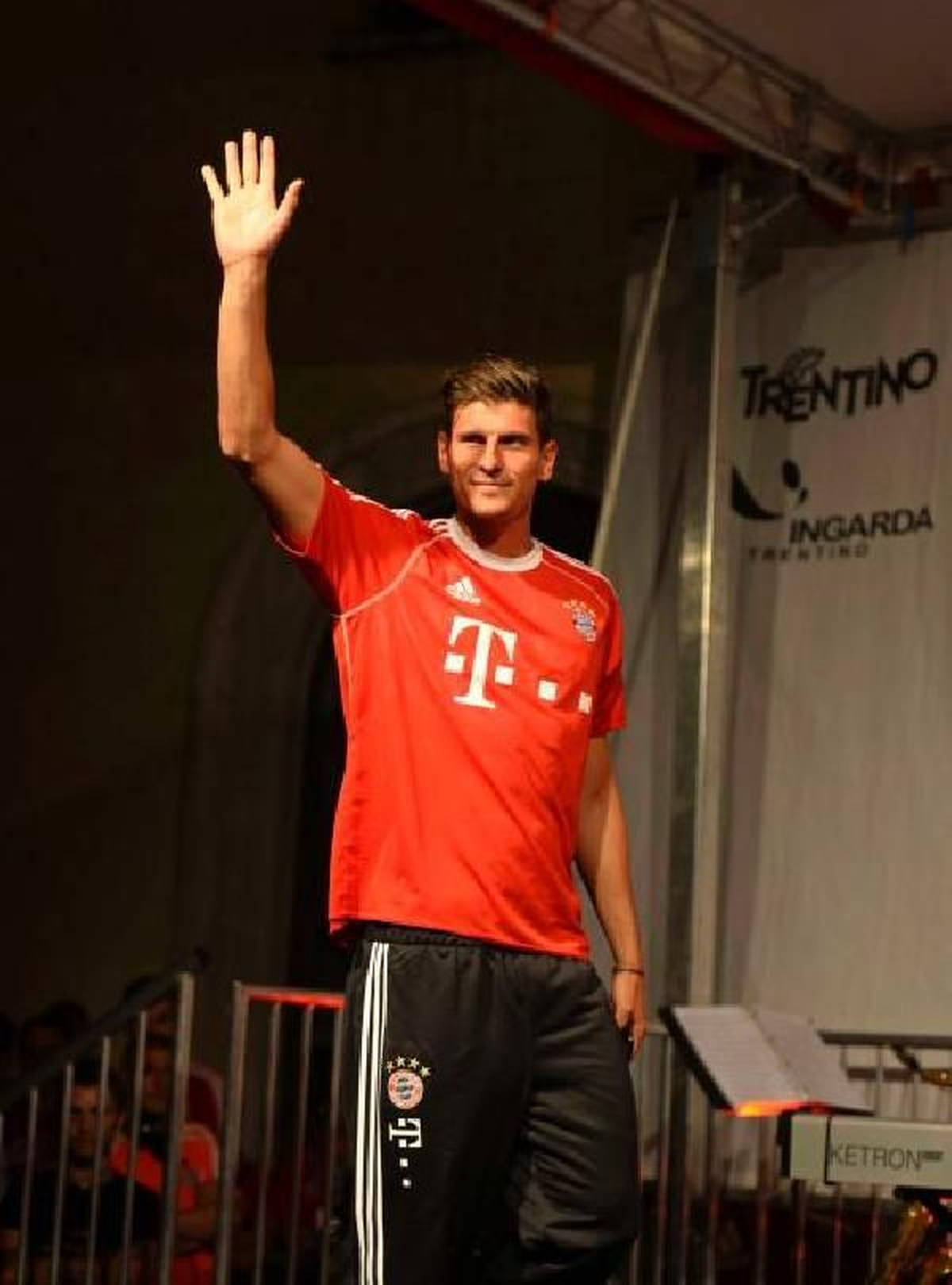 Bayern Münihli Mario Gomez Fiorentina ile Anlaştı