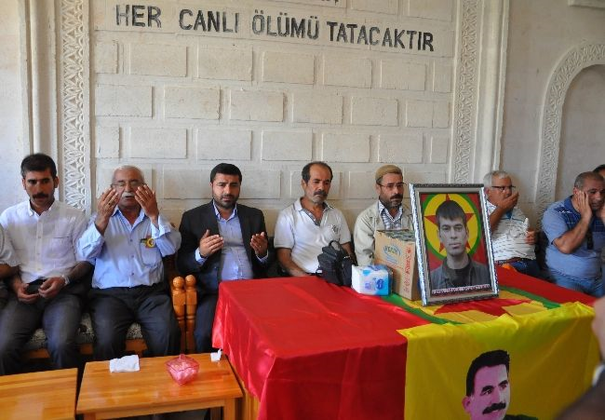 BDP Genel Başkanı Demirtaş\'tan Taziye Ziyareti