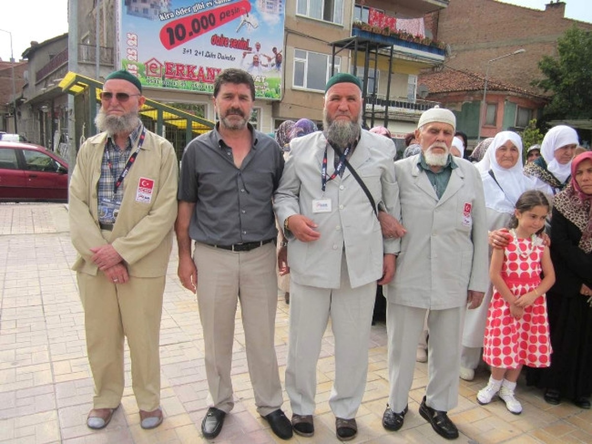 Bozüyük\'te Ramazan Umrecileri Uğurlandı