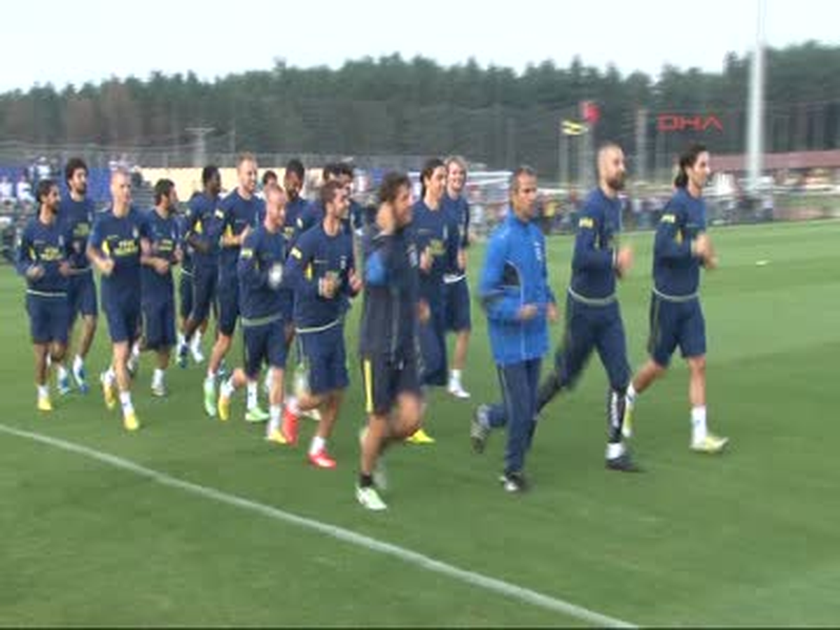 Fenerbahçe, Topuk Yaylası\'ndaki İlk Antrenmanını Yaptı