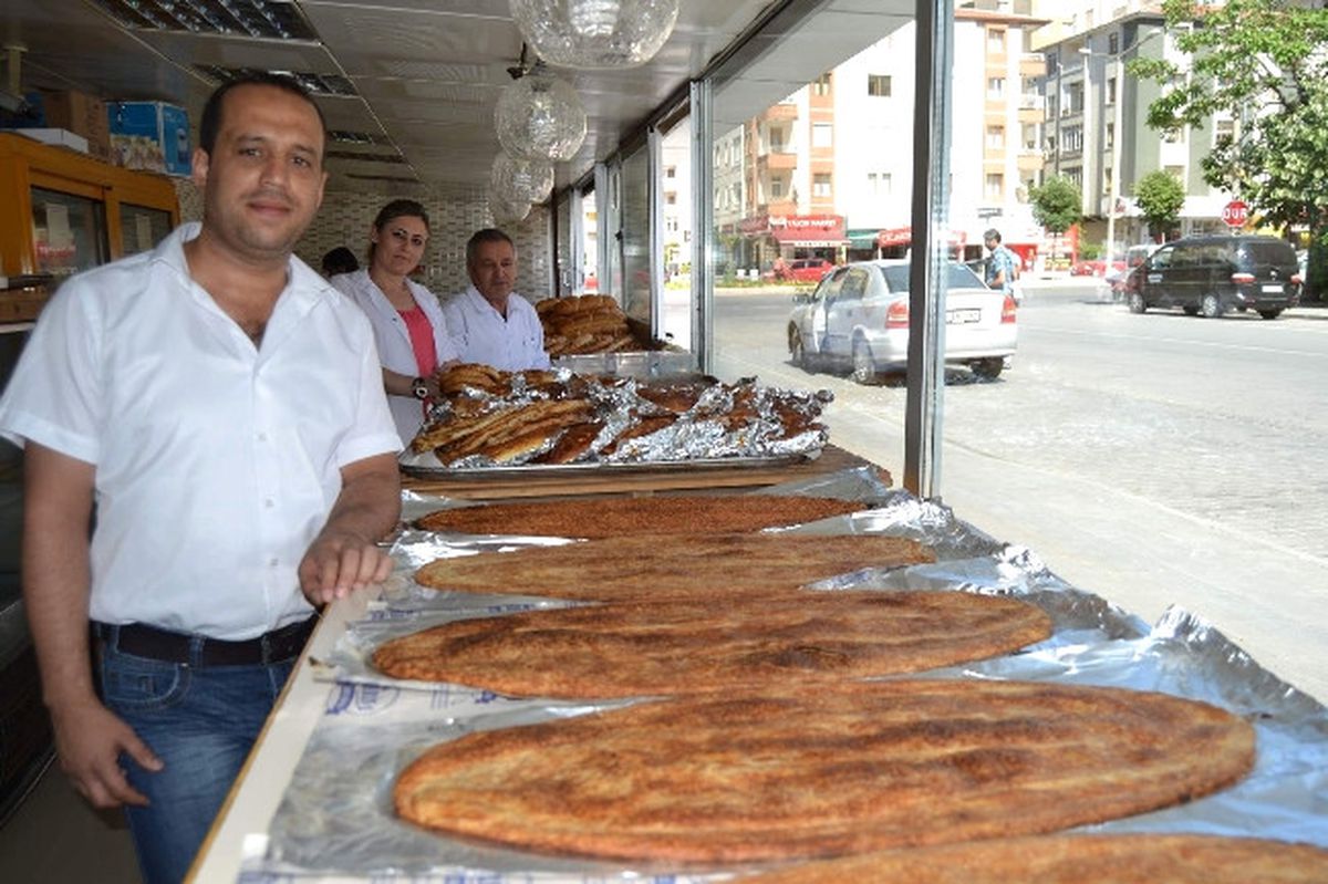 Fırıncılardan Vatandaşlara Pide Uyarısı