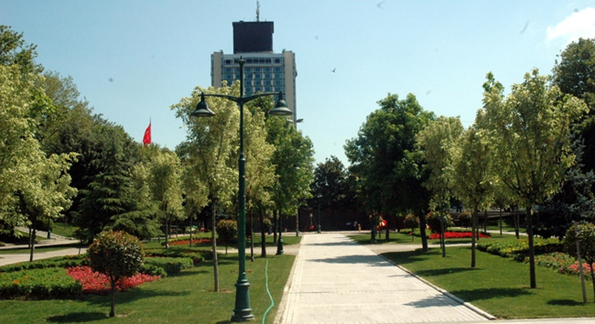 Gezi Parkı Yeniden Açıldı