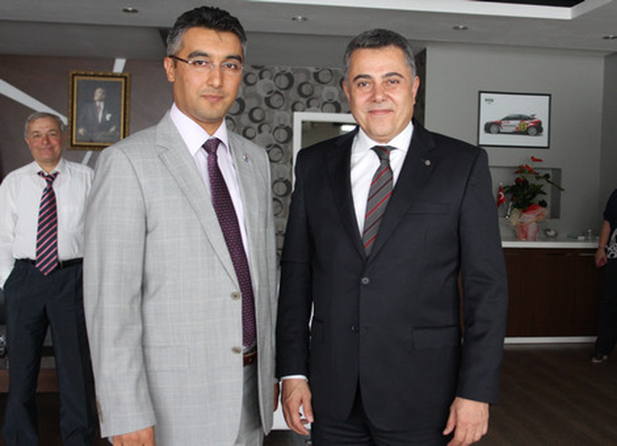 Hüseyin Aksoy\'dan Eskişehirspor\'a Ziyaret