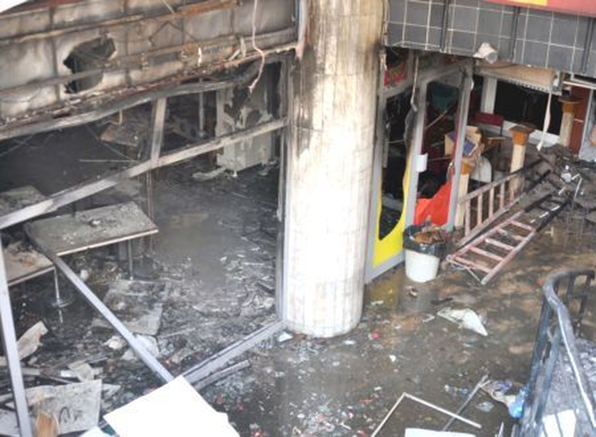 İzmir\'deki Dehşet Gecesinde Ateşe Verdiği Kahvenin Sahibini Öldürdü (2)