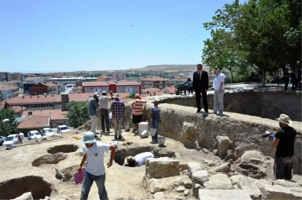 Kalehöyük\'de Çalışmalar Devam Ediyor