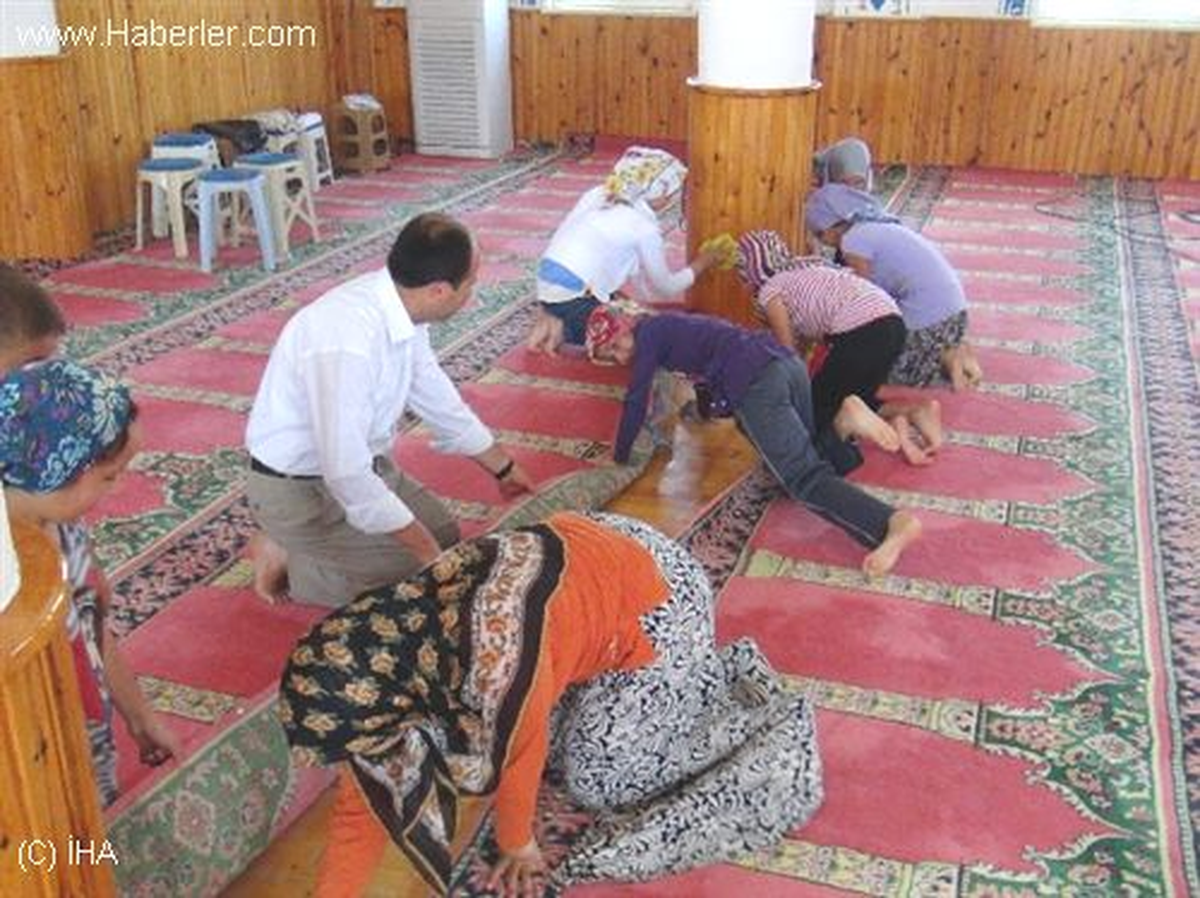 Kırıkkale\'de Camilerin Temizliği Tamamlandı