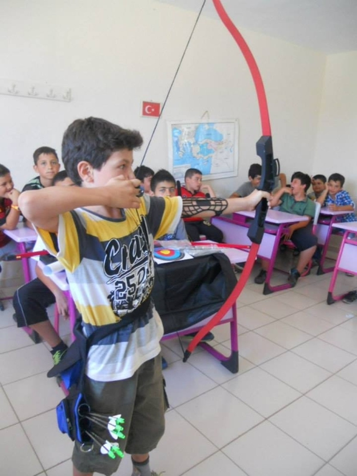 Kuran Kursu Öğrencileri Okçuluk Eğitimi Görüyor