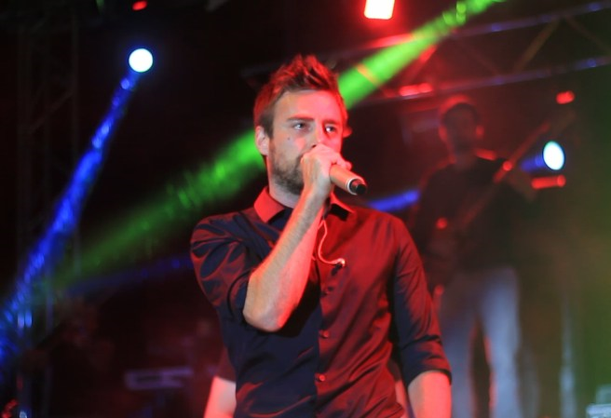 Murat Dalkılıç Foça\'da Sahneyi Salladı