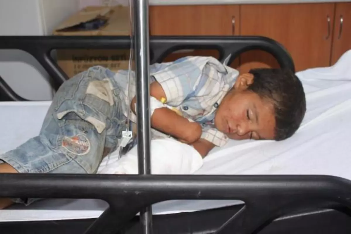 Sol Elini Patosa Kaptırdı