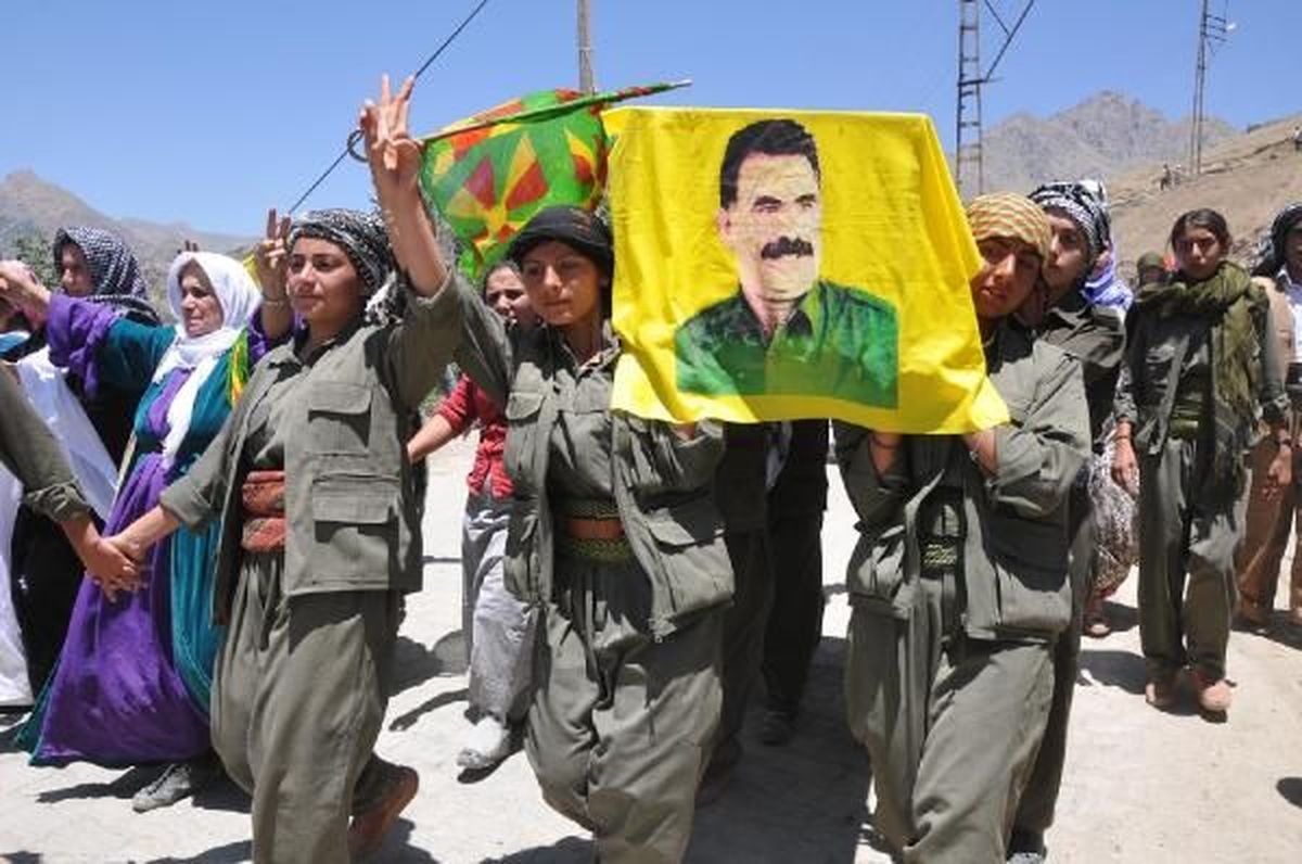Terör Örgütü PKK Üyesi 2 Kişinin Cenazesi