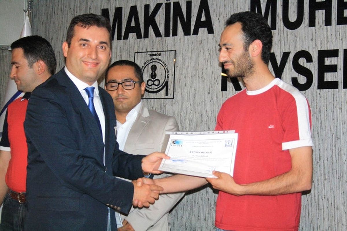 \'Uygulamalı Girişimcilik Eğitimi\' Kursiyerleri Sertifikalarını Aldı